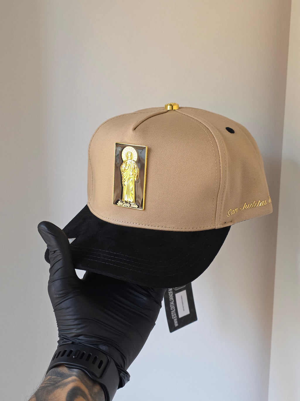 Gorra Premium "Bigg Boss" – Edición Especial San Judas Tadeo