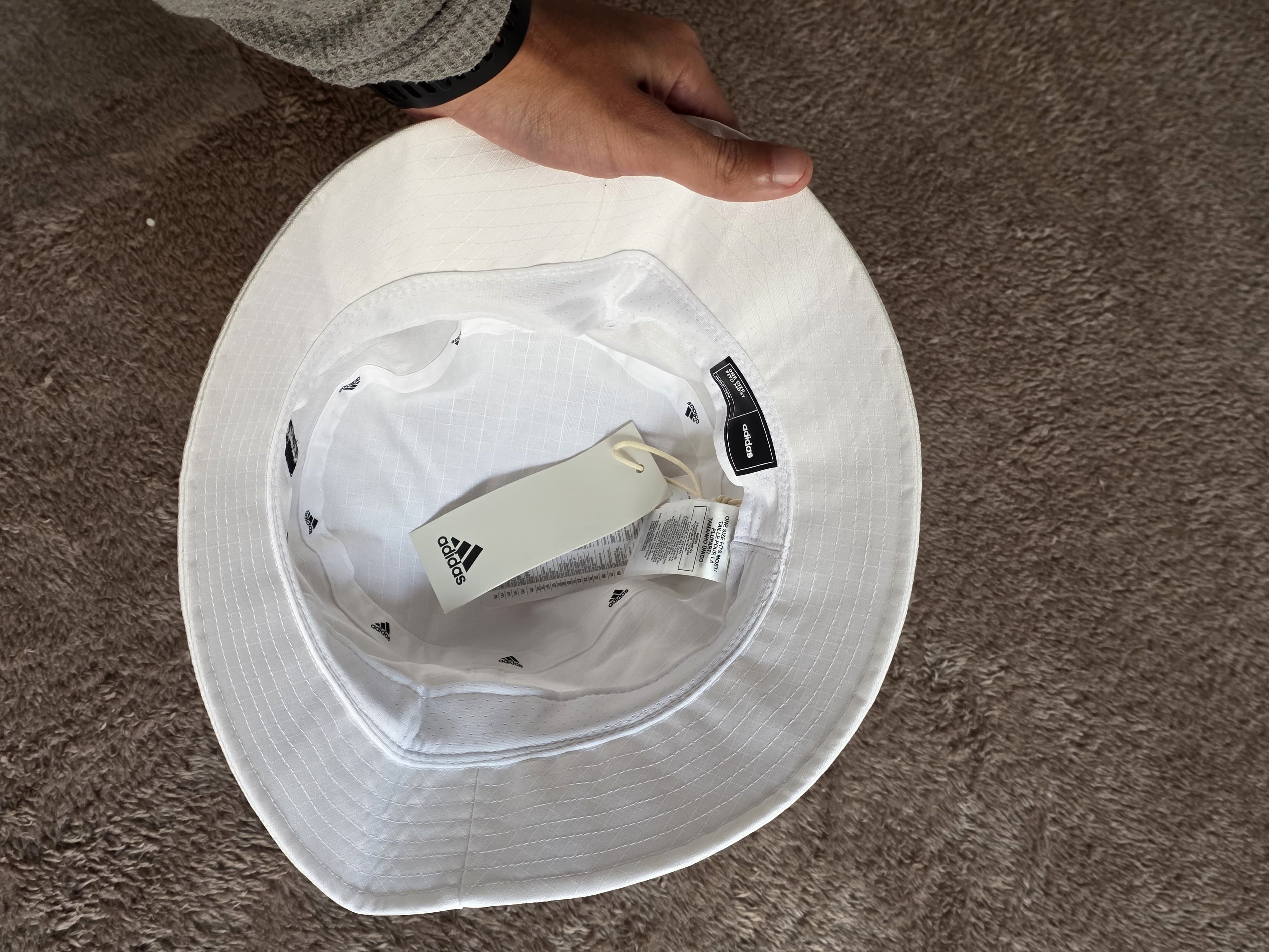 Gorro Adidas Bucket