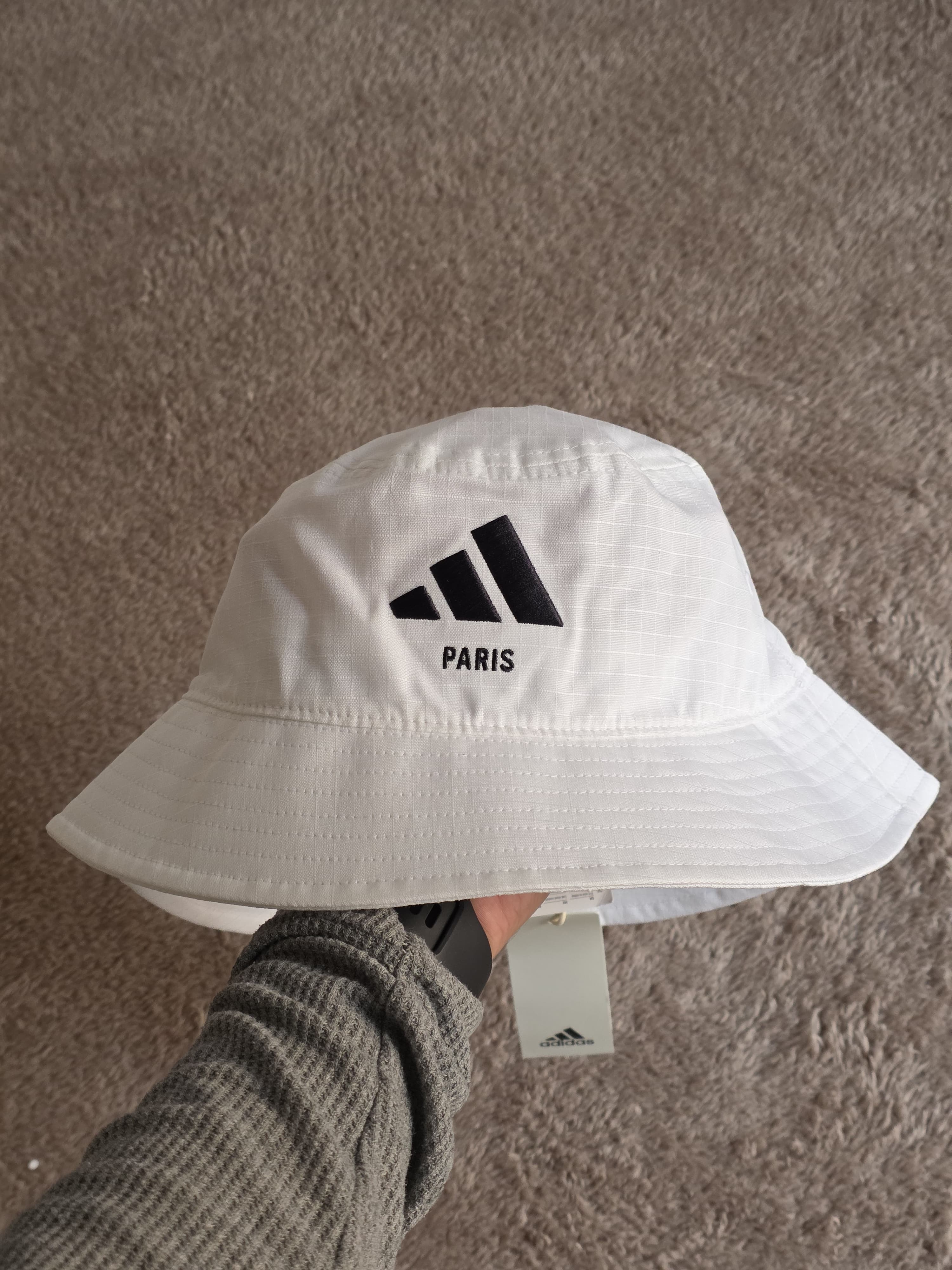 Gorro Adidas Bucket